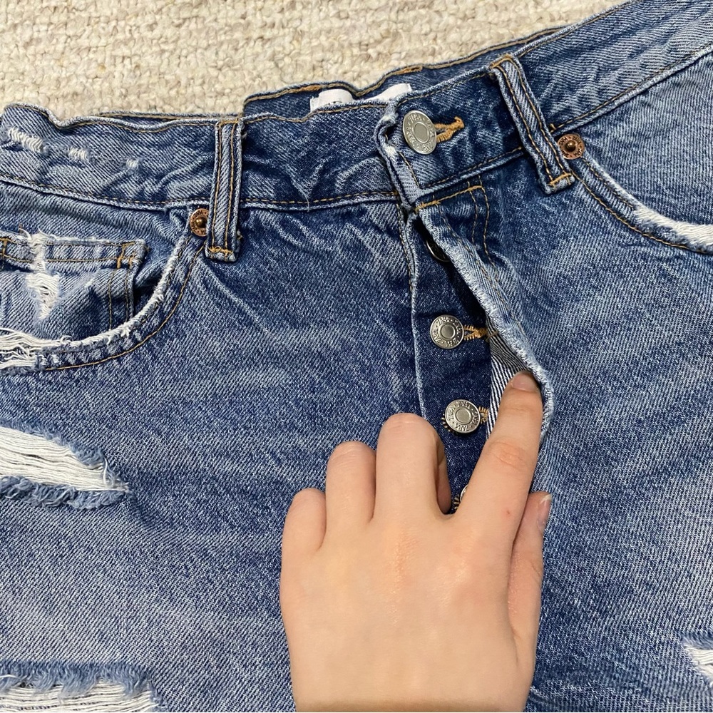 Zara TRF Minimal Casual Chic Button-fly Mid-Rise Summer Vacation Denim Shorts - Picture 3 of 6